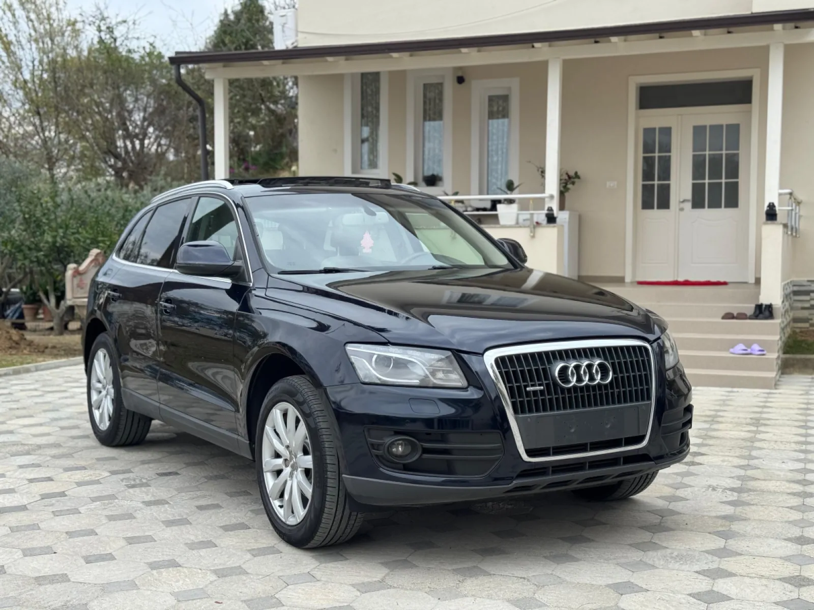 🚘 AUDI Q5 — në shitje · në Tiranë · Gjendje e shkëlqyer - Foto 4