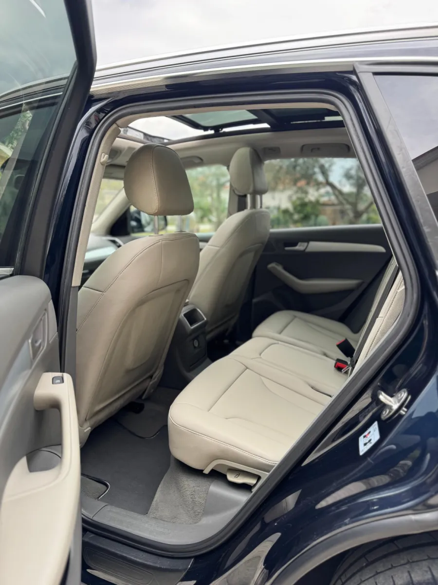 🚘 AUDI Q5 — në shitje · në Tiranë · Gjendje e shkëlqyer - Foto 8