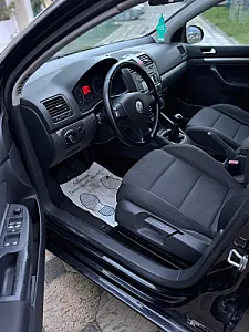 Volkswagen golf 5 gjendja e paster si makine - Foto 2