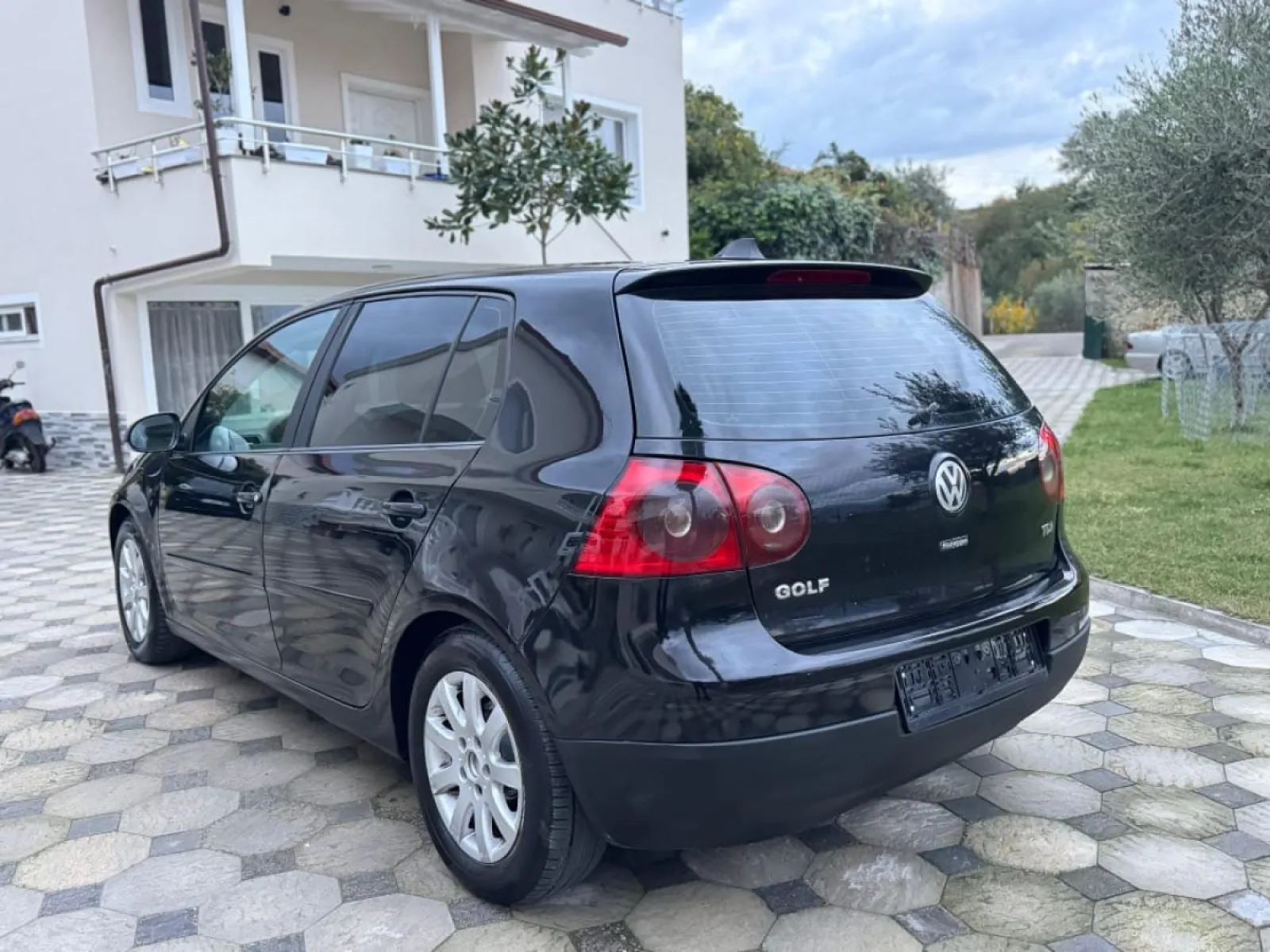Volkswagen golf 5 gjendja e paster si makine - Foto 8