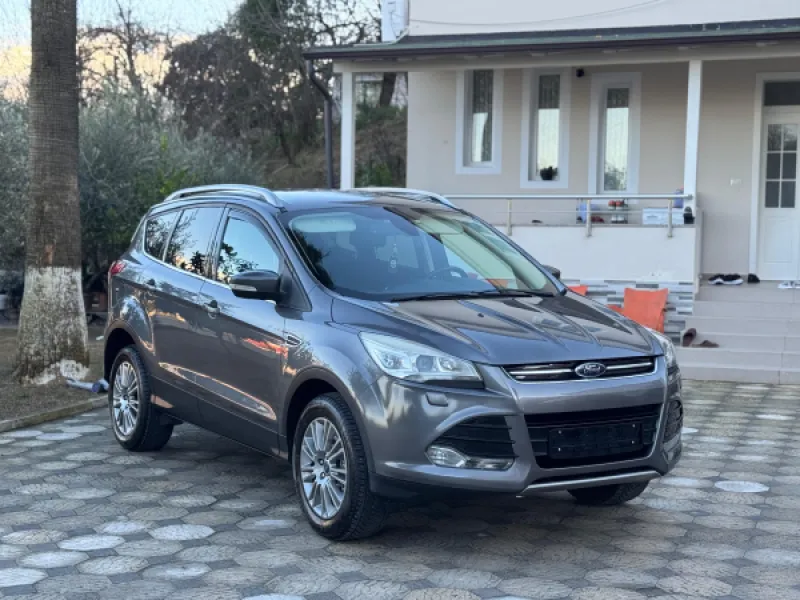 🚘FORD KUGA titanium full option super gjendje