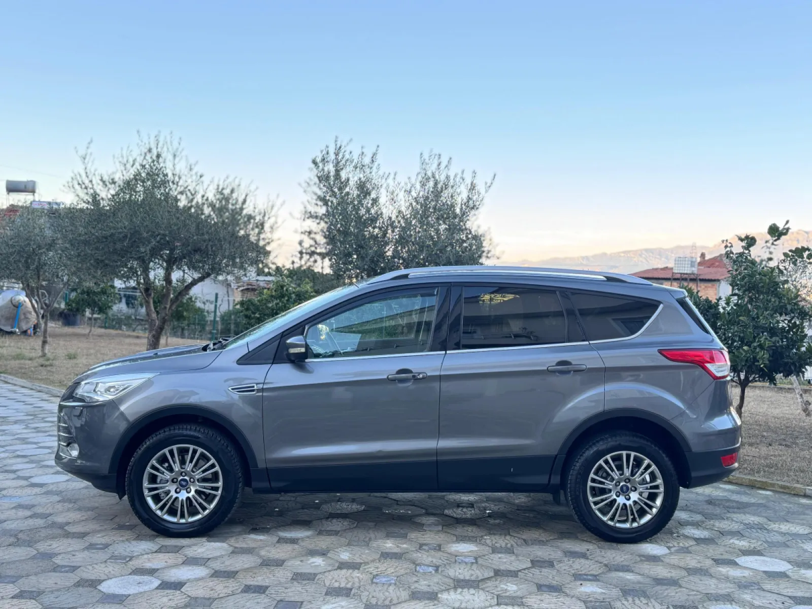 🚘FORD KUGA titanium full option super gjendje - Foto 8