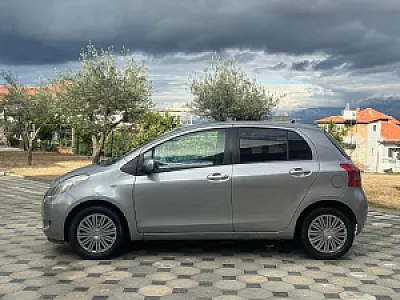 Toyota Yaris gjendja super - Foto 4