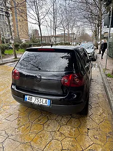 Shitet Volkswagen Golf 5 1.4i — Tiranë - Foto 5
