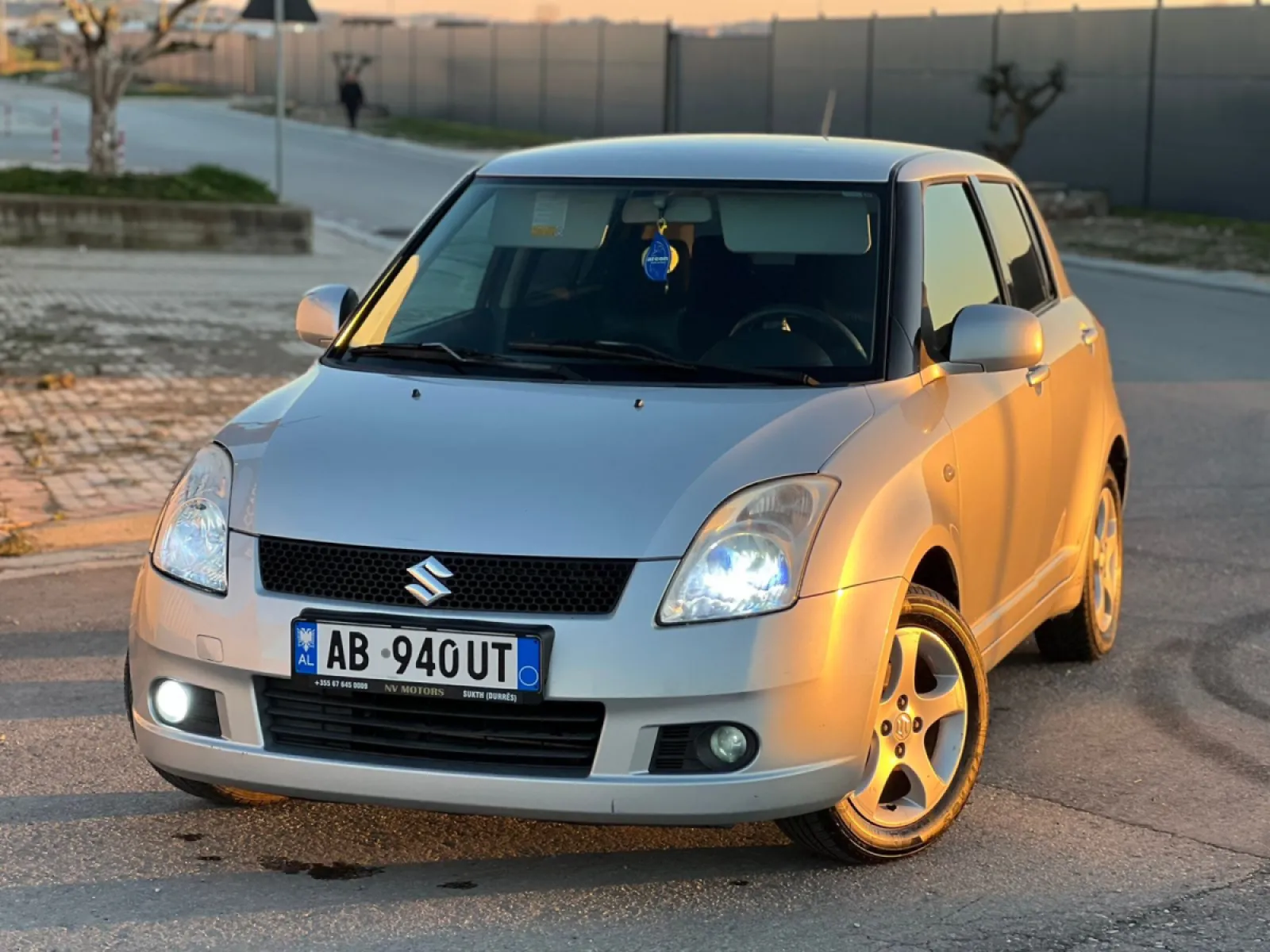 SHITET Suzuki Swift 1.3 4x4 - Foto 1