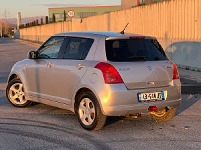 SHITET Suzuki Swift 1.3 4x4 - Foto 2