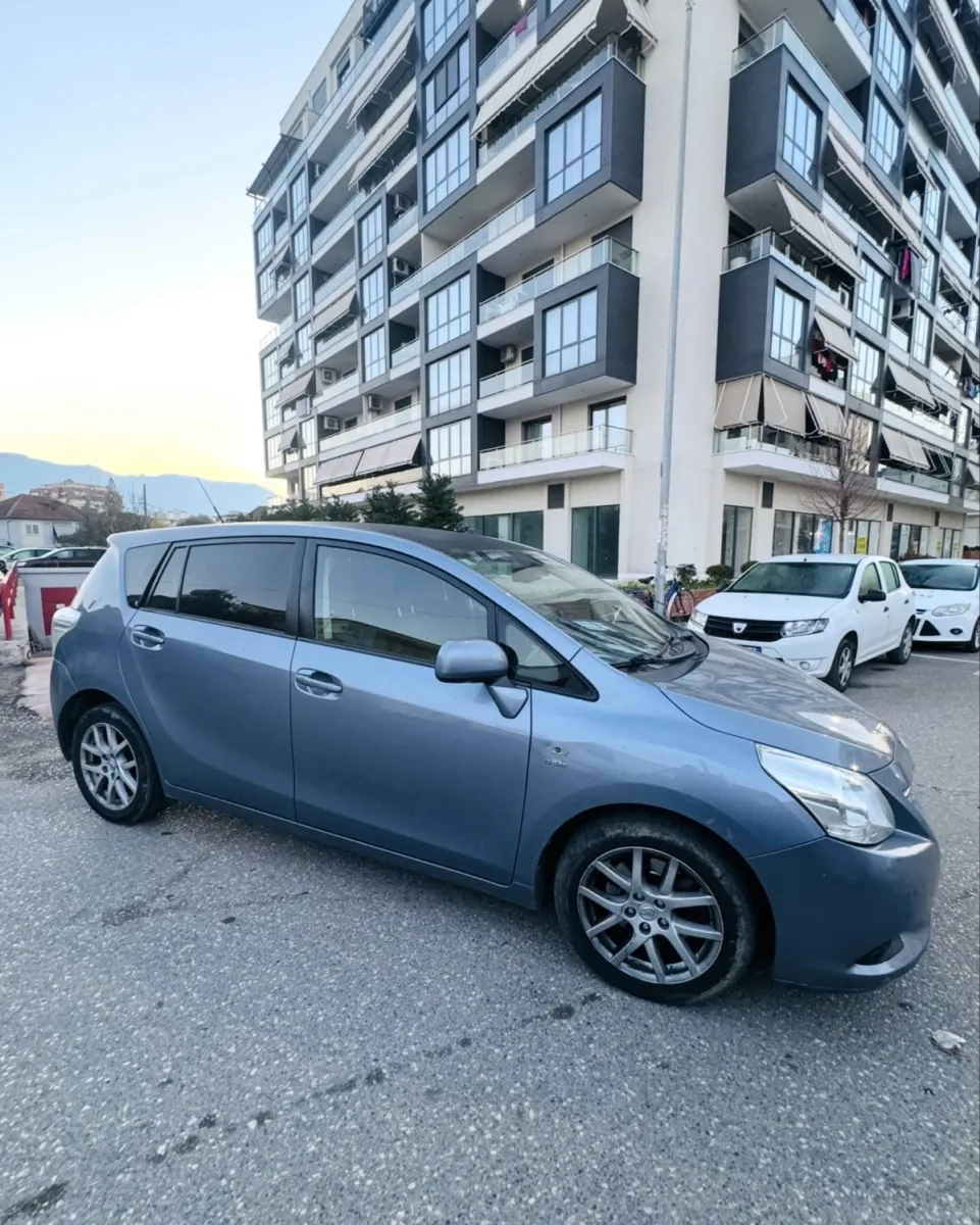 Toyota Verso — në shitje · në Tiranë · Gjendje e shkëlqyer - Foto 1