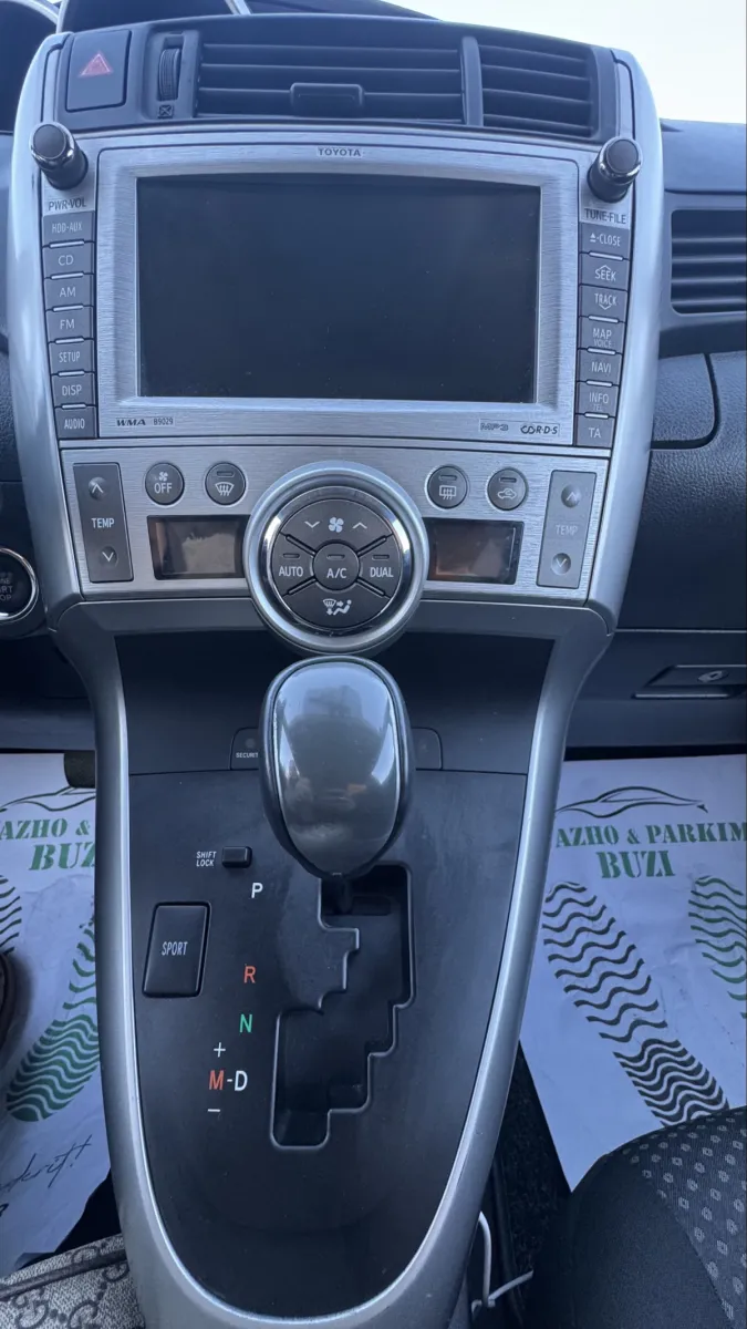 Toyota Verso — në shitje · në Tiranë · Gjendje e shkëlqyer - Foto 3