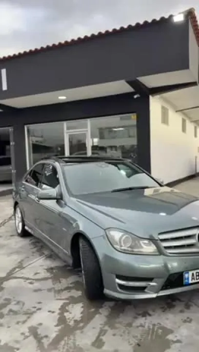 Mercedes-Benz C 250 CDI amg line facelift 2011 — video