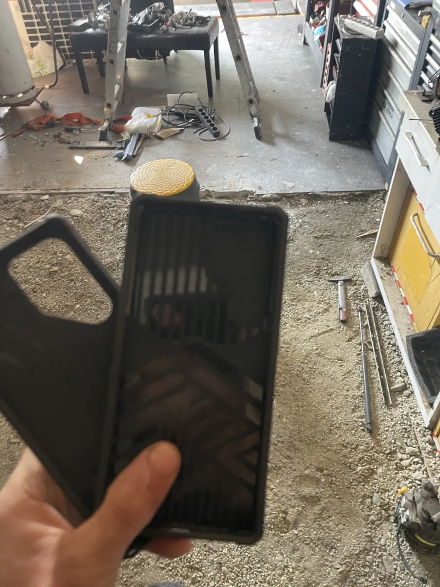 Fatrola s25 ultra — Telefon / Tablet · në shitje · në Durrës - Foto 2