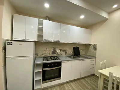 Shitet apartament 1+1 Muzeumi, Durres. - Foto 4