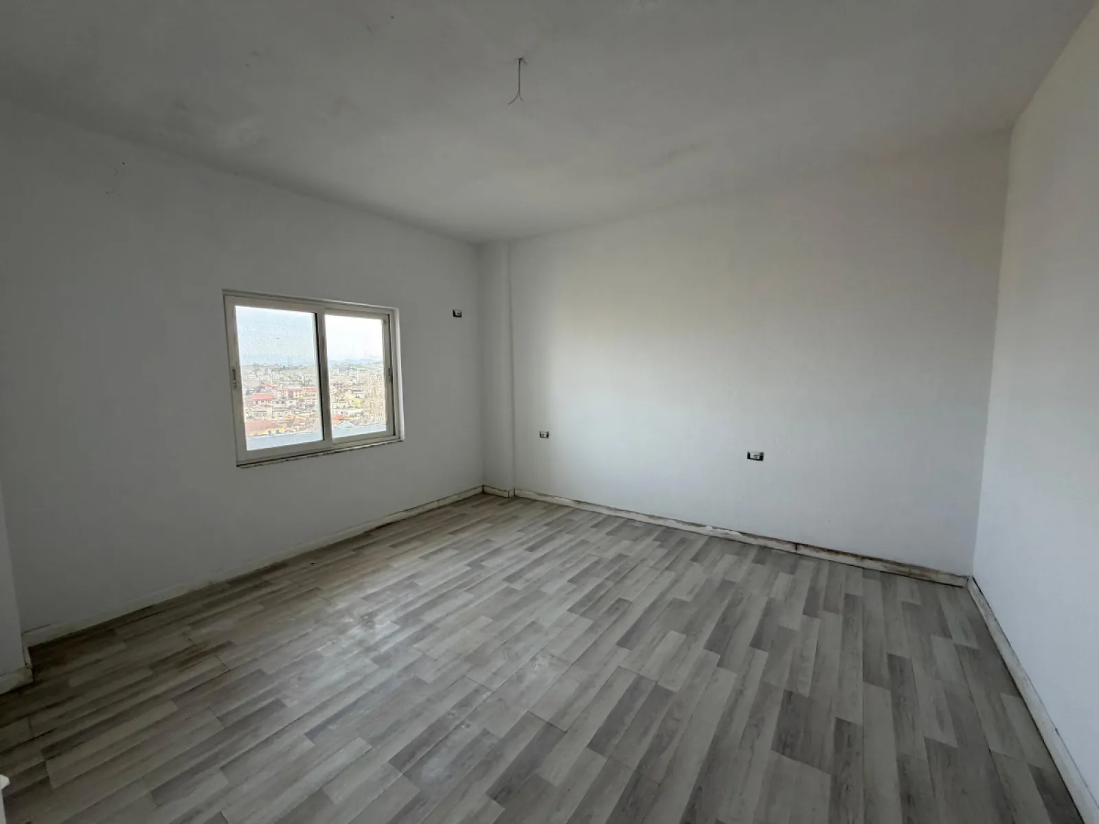 SHITET APARTAMENT 1+1 PLAZH, DURRES. - Foto 2