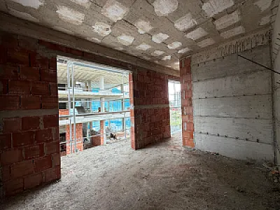 SHITET GARSONIERE MALI I ROBIT, GOLEM - Foto 1