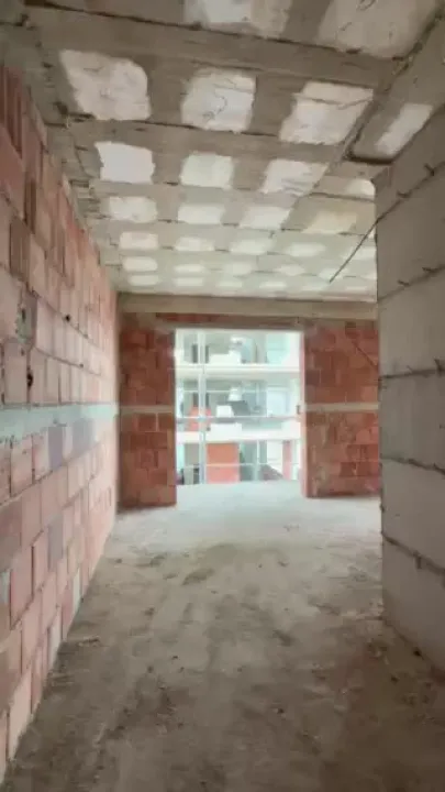 Garsoniere në shitje Mali i Robit Golem 37.7 m2 e përfunduar — video