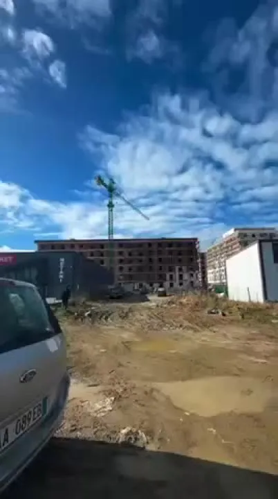 SHITEN APARTAMENTE NOVA 1 RESIDENCE NE GOLEM. — video