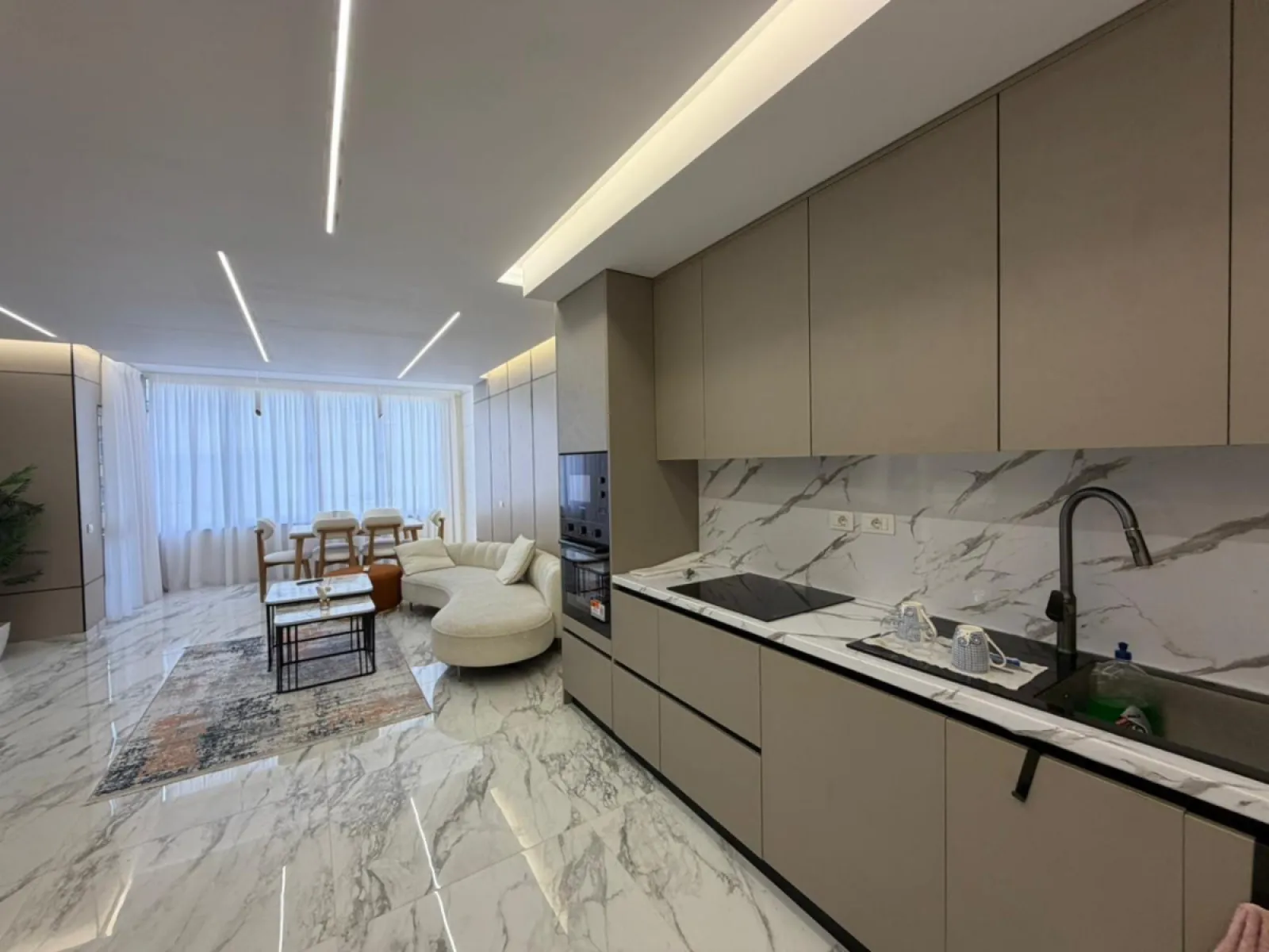 SHITET APARTAMENT LUX 2+1 PELIKANI, PLAZH, DURRES. - Foto 2