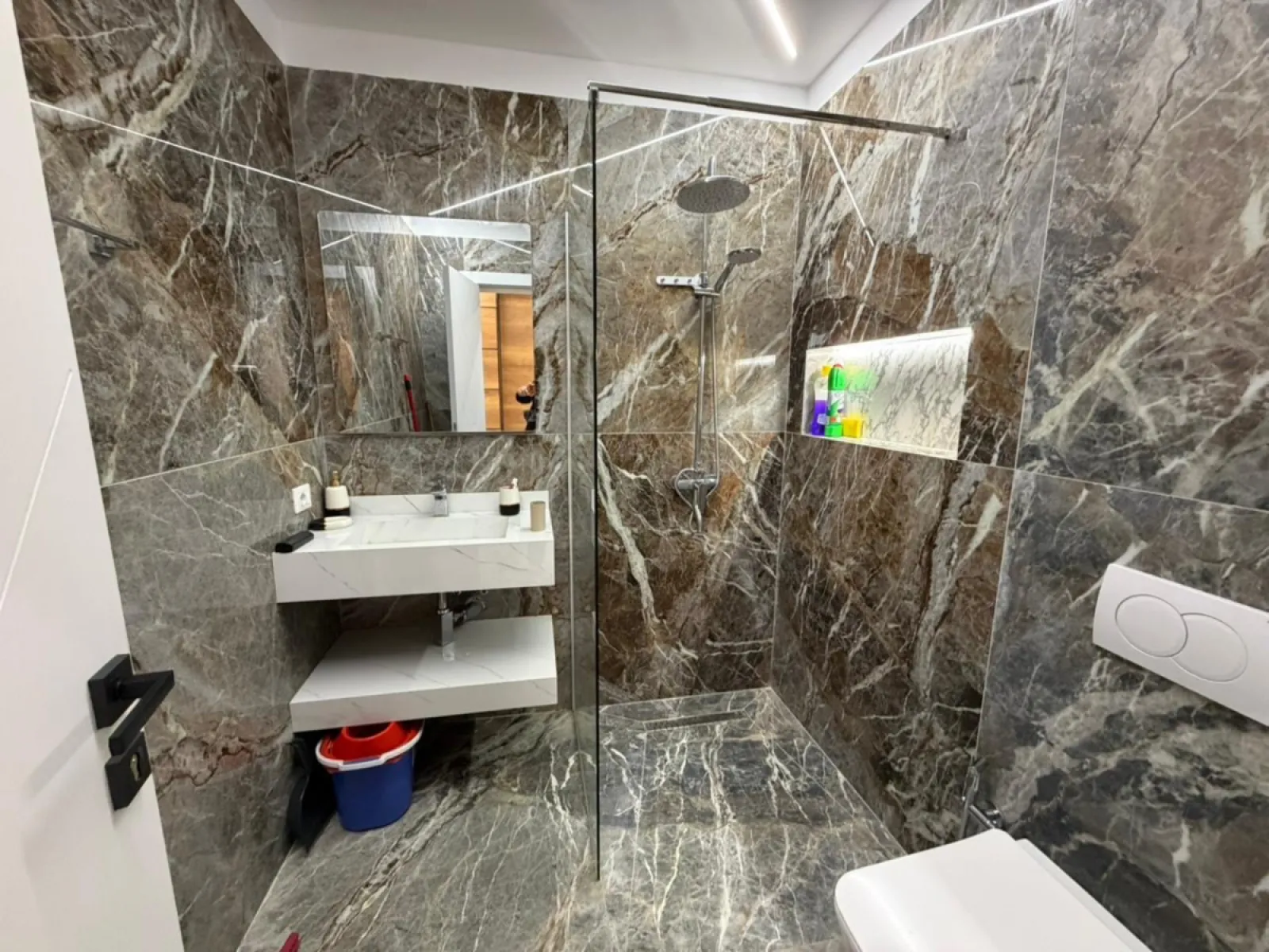 SHITET APARTAMENT LUX 2+1 PELIKANI, PLAZH, DURRES. - Foto 10