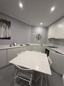 JEPET ME QERA APARTAMENT 2+1+POST PARKIMI WHITE HILL RESIDENCE … - Foto 3