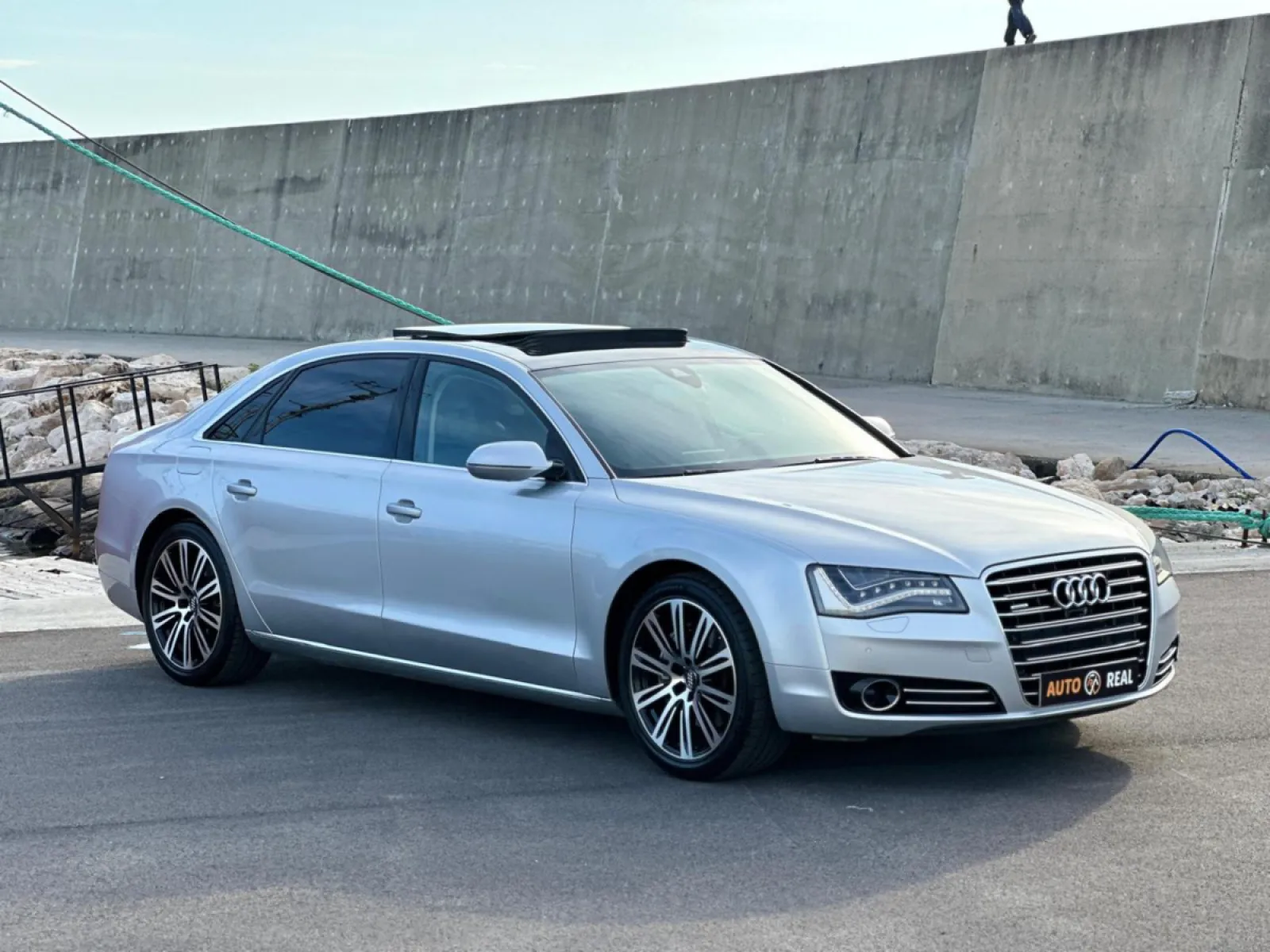 AUDI A8 L — në shitje · në Durrës · Gjendje e mirë - Foto 4