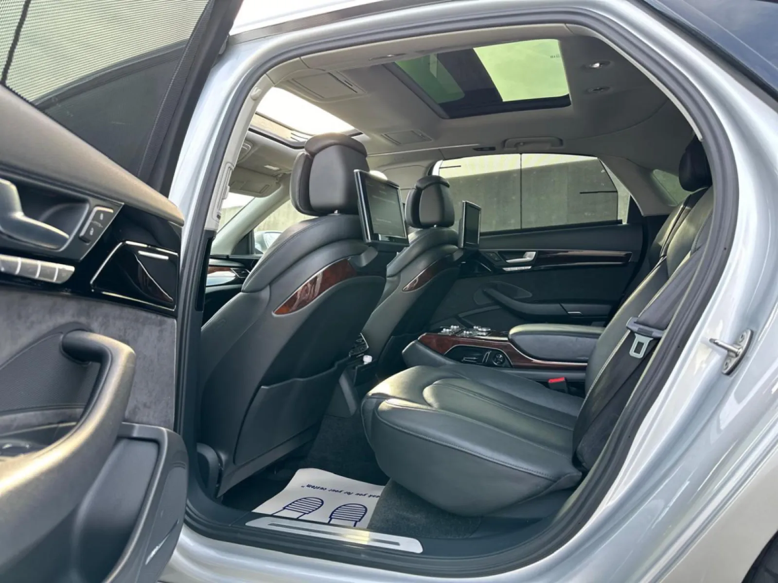 AUDI A8 L — në shitje · në Durrës · Gjendje e mirë - Foto 10