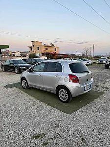 Shitet Toyota yaris 2010 — në Durrës · Gjendje e shkëlqyer - Foto 2