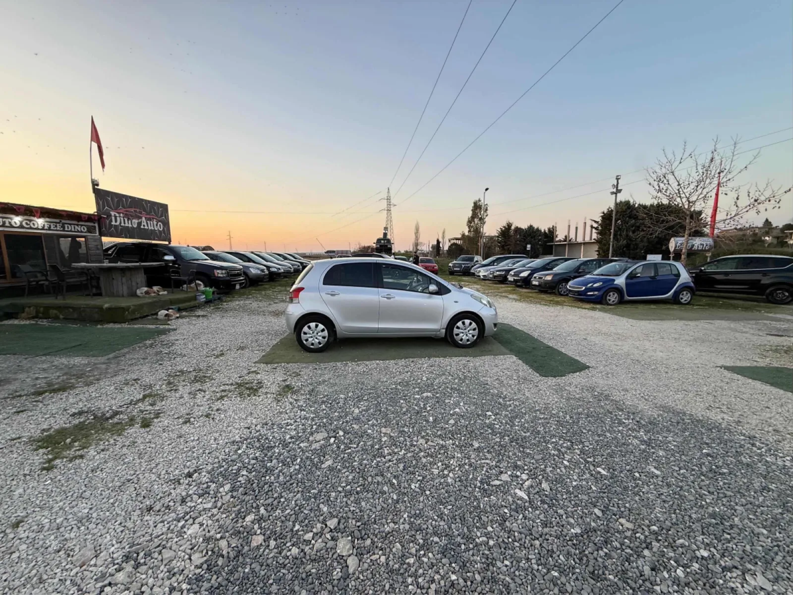 Shitet Toyota yaris 2010 — në Durrës · Gjendje e shkëlqyer - Foto 3