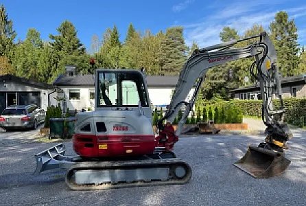 Takeuchi TB260 — Mjet ndërtimi · në shitje · në Tiranë - Foto 1