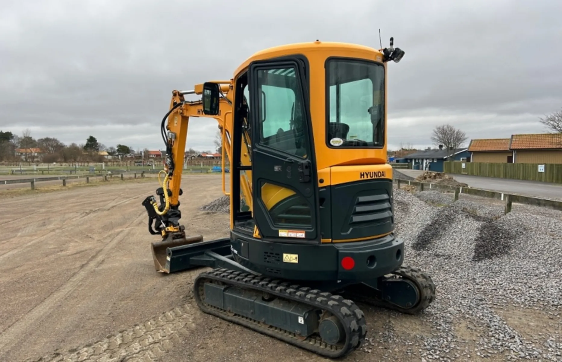 Hyundai Robex 25Z 9AK — Mjet ndërtimi · në shitje - Foto 2