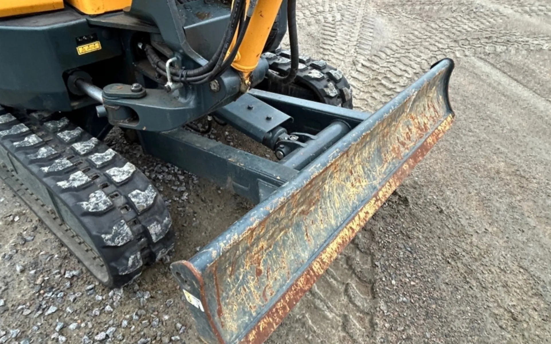 Hyundai Robex 25Z 9AK — Mjet ndërtimi · në shitje - Foto 3