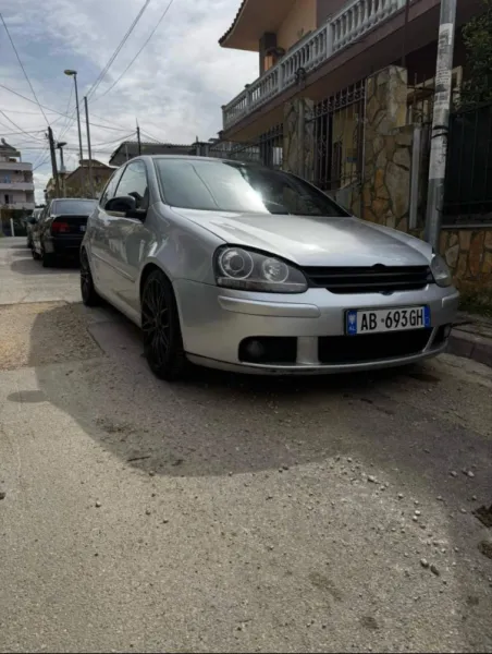 Shitet Golf 5 1.6 benzin manual