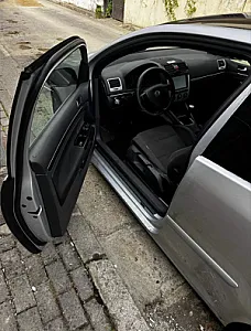 Shitet Golf 5 1.6 benzin manual - Foto 7