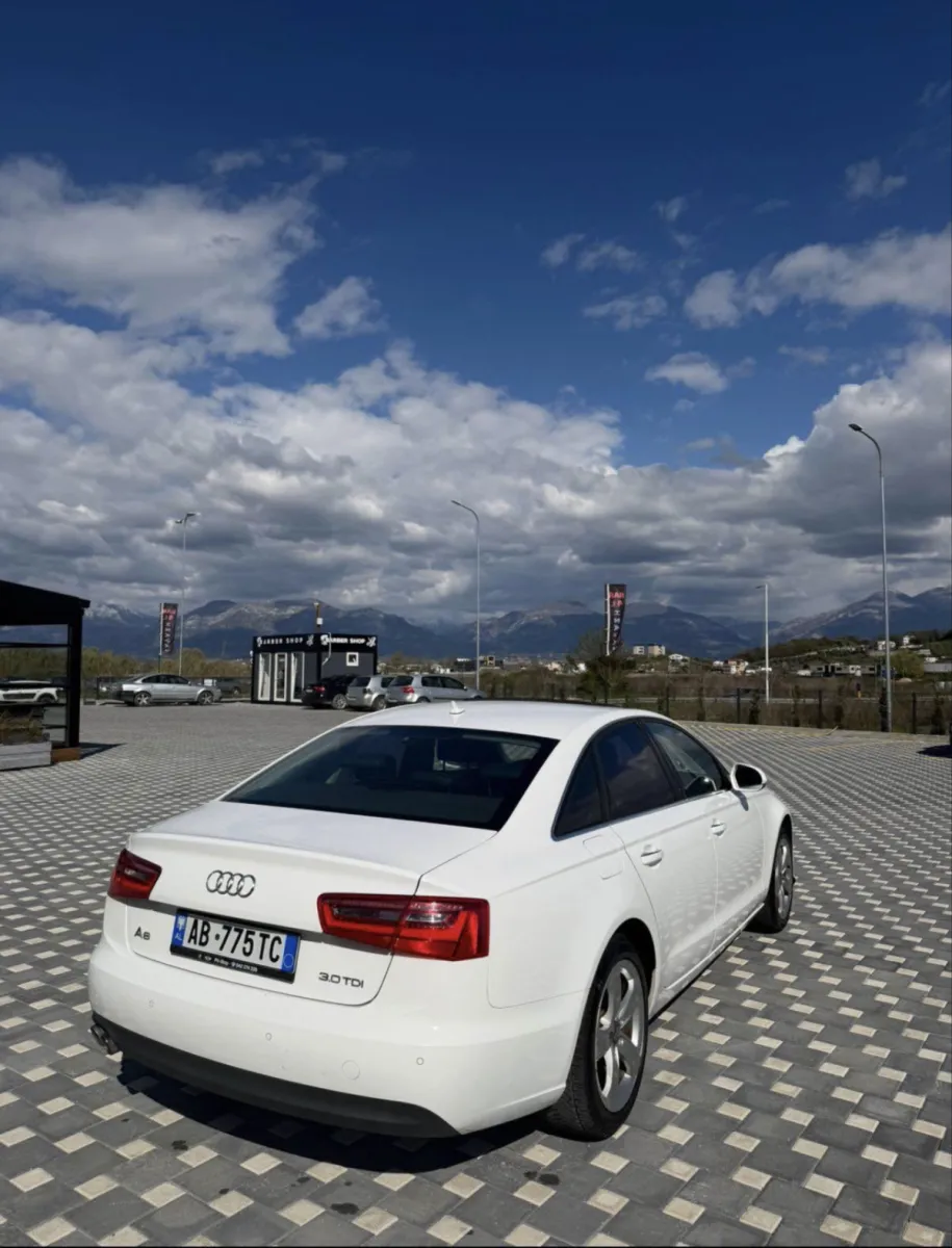 Shitet Audi A6 Viti 2013 — në Tiranë · Gjendje e shkëlqyer - Foto 3