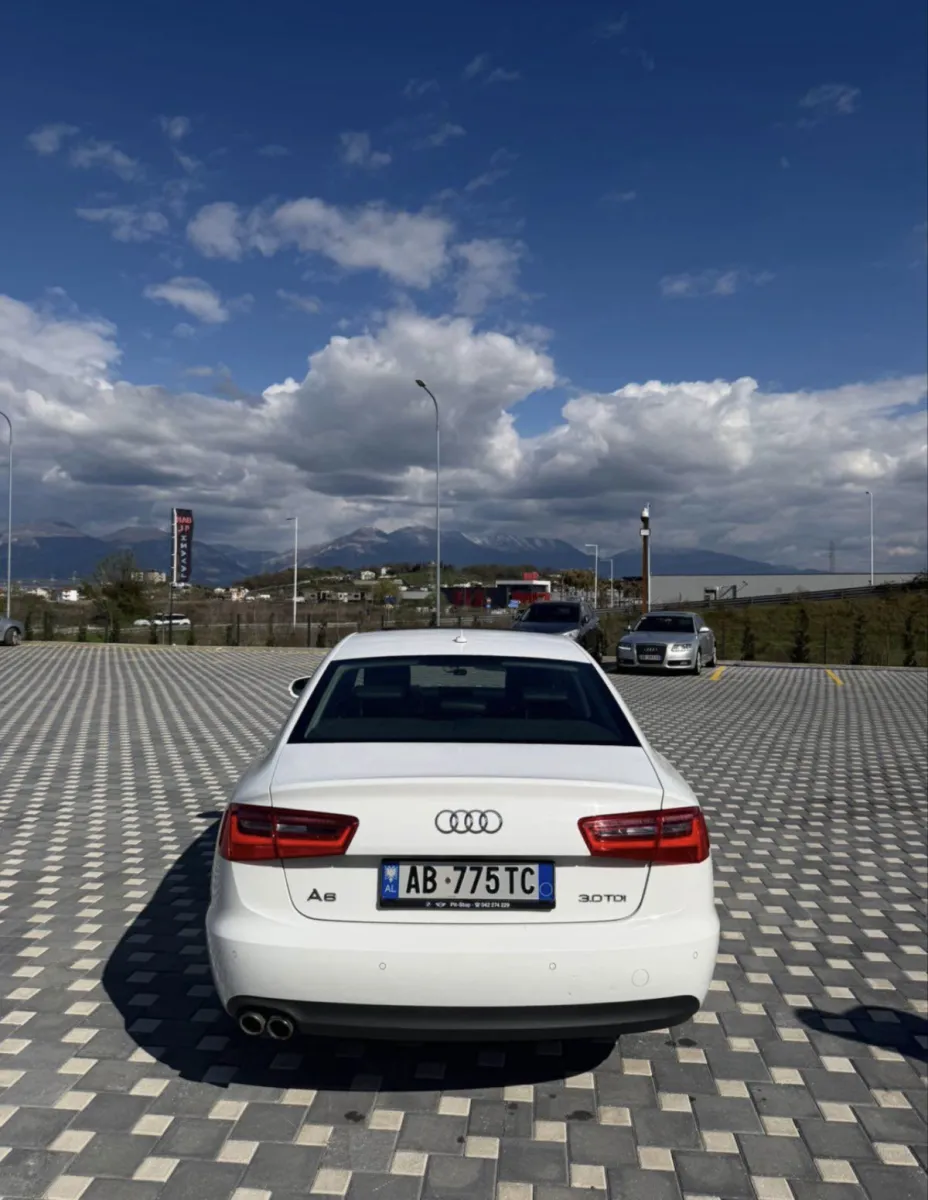 Shitet Audi A6 Viti 2013 — në Tiranë · Gjendje e shkëlqyer - Foto 4