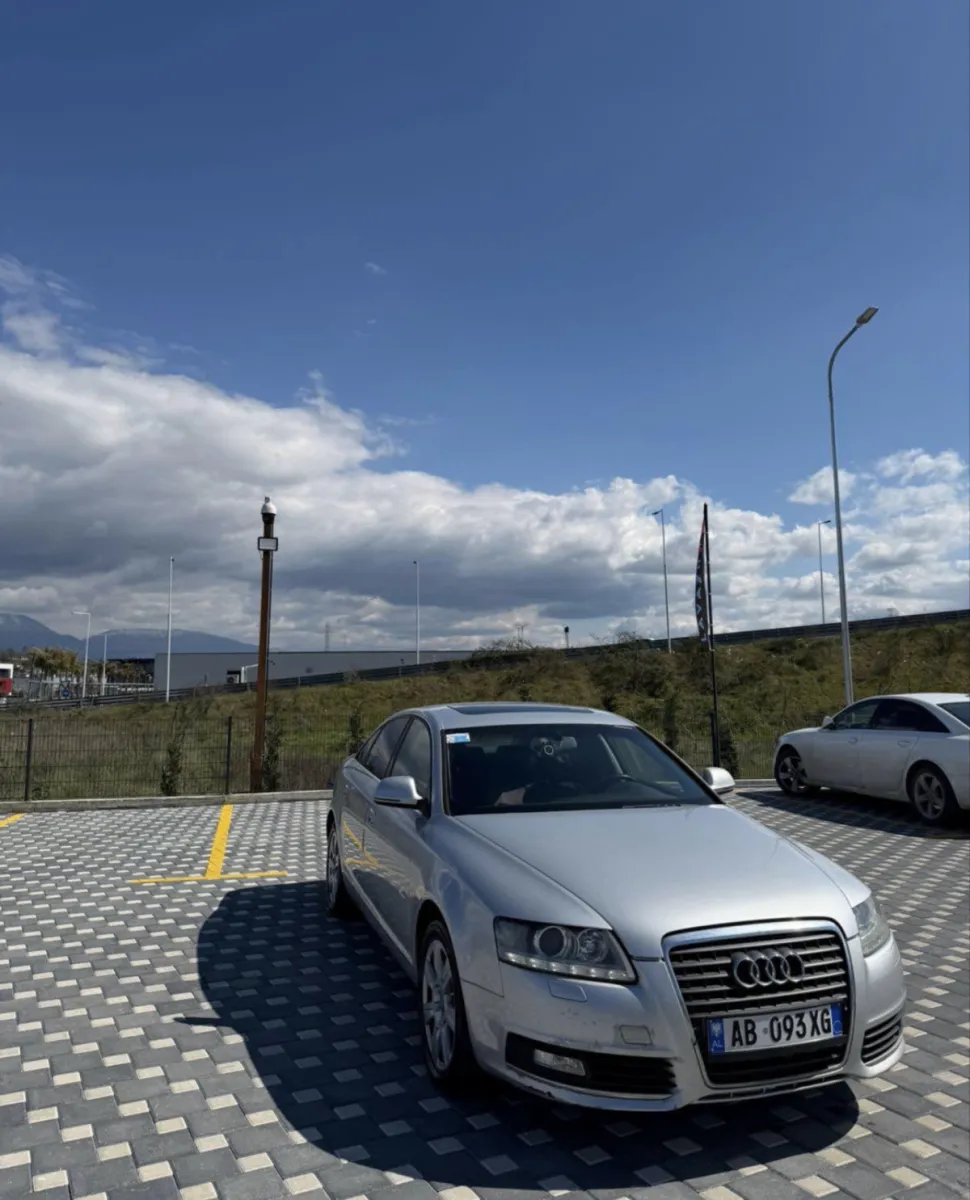 Shitet Audi A6 Viti 2010 — në Tiranë · Gjendje e shkëlqyer - Foto 4