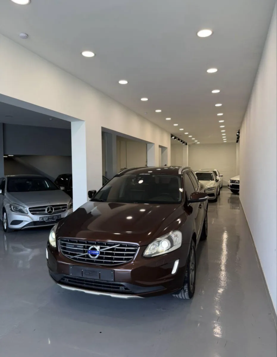 Shitet Volvo XC60 nafte — në Tiranë · Si i ri - Foto 1