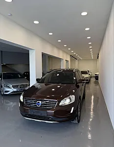 Shitet Volvo XC60 nafte — në Tiranë · Si i ri - Foto 1