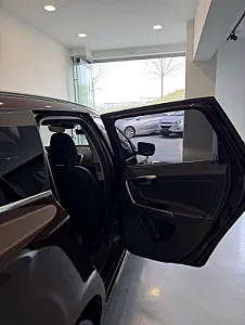 Shitet Volvo XC60 nafte — në Tiranë · Si i ri - Foto 8