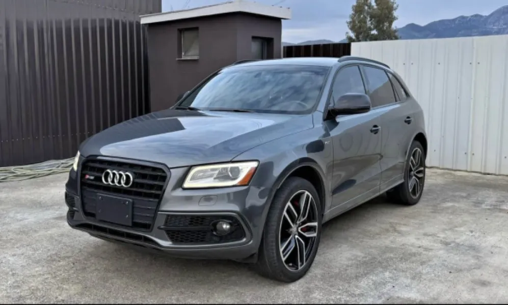 Shitet Audi Q7 2.0 TFSI Quattro