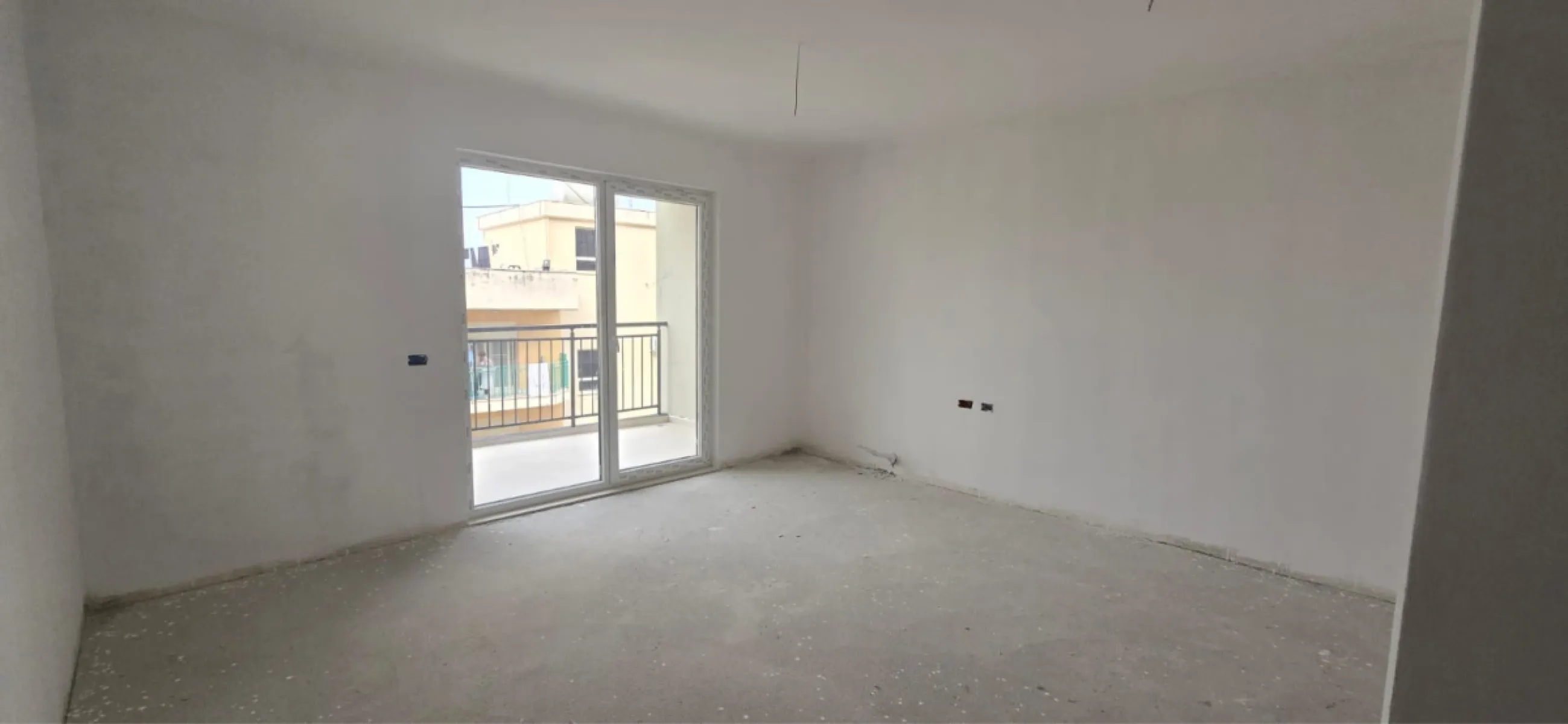 Shiten Apartamente 90 mije euro  70 m2 Vlorë - Foto 14