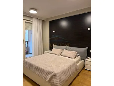 Apartament 2+1+2 në Shitje – Qendra – 425,000€ – I mirë — Tiranë - Foto 5