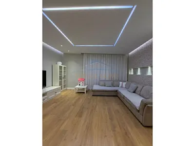 Apartament 2+1+2 në Shitje – Qendra – 425,000€ – I mirë — Tiranë - Foto 7