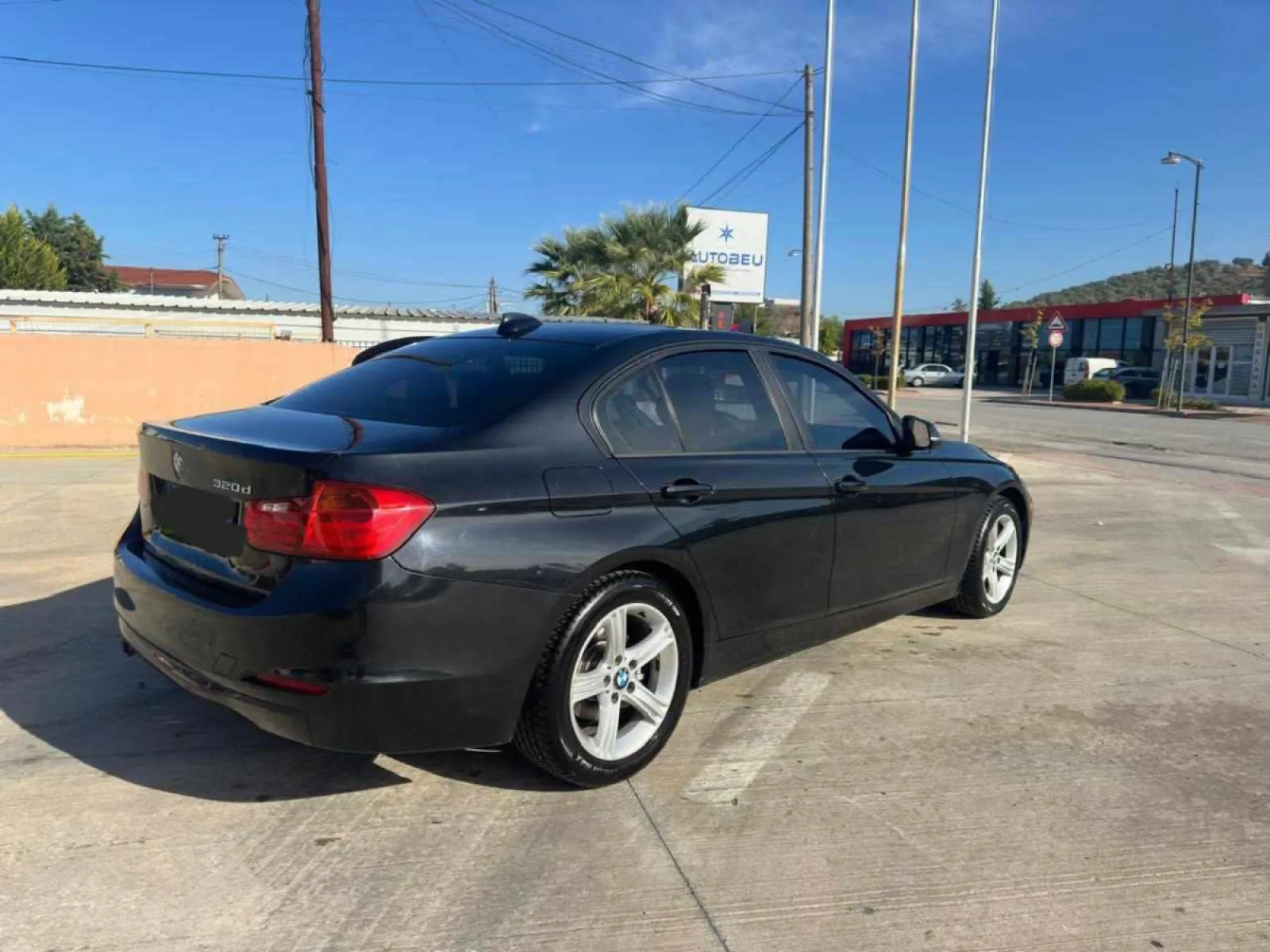 Shitet BMW seria 3, 2.0 nafte, 2012 - Foto 4