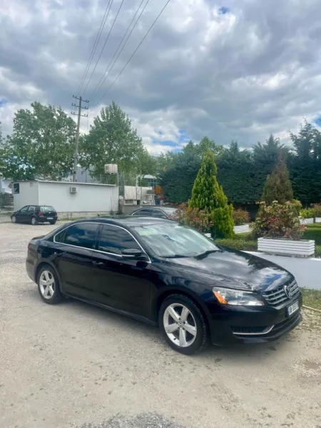 PASAT SEL 2014, NAFTE — me qira · në Tiranë · Si i ri