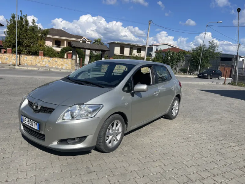 JEPET ME QERA TOYOTA AURIS 20€ DITA