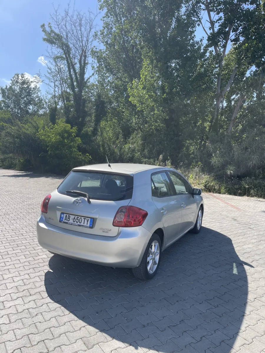 JEPET ME QERA TOYOTA AURIS 20€ DITA - Foto 2