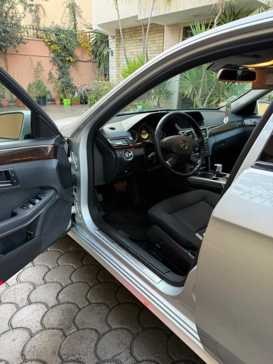 Jepet me qera E-Class nafte 30€ dita - Foto 3