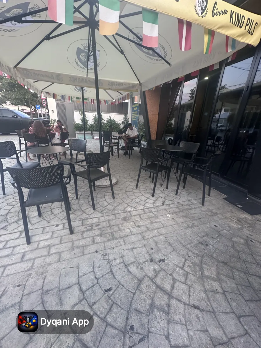 Bar-Restorant me Qira në Tiranë, – 60,000 Lek – I mirë — Tiranë - Foto 1