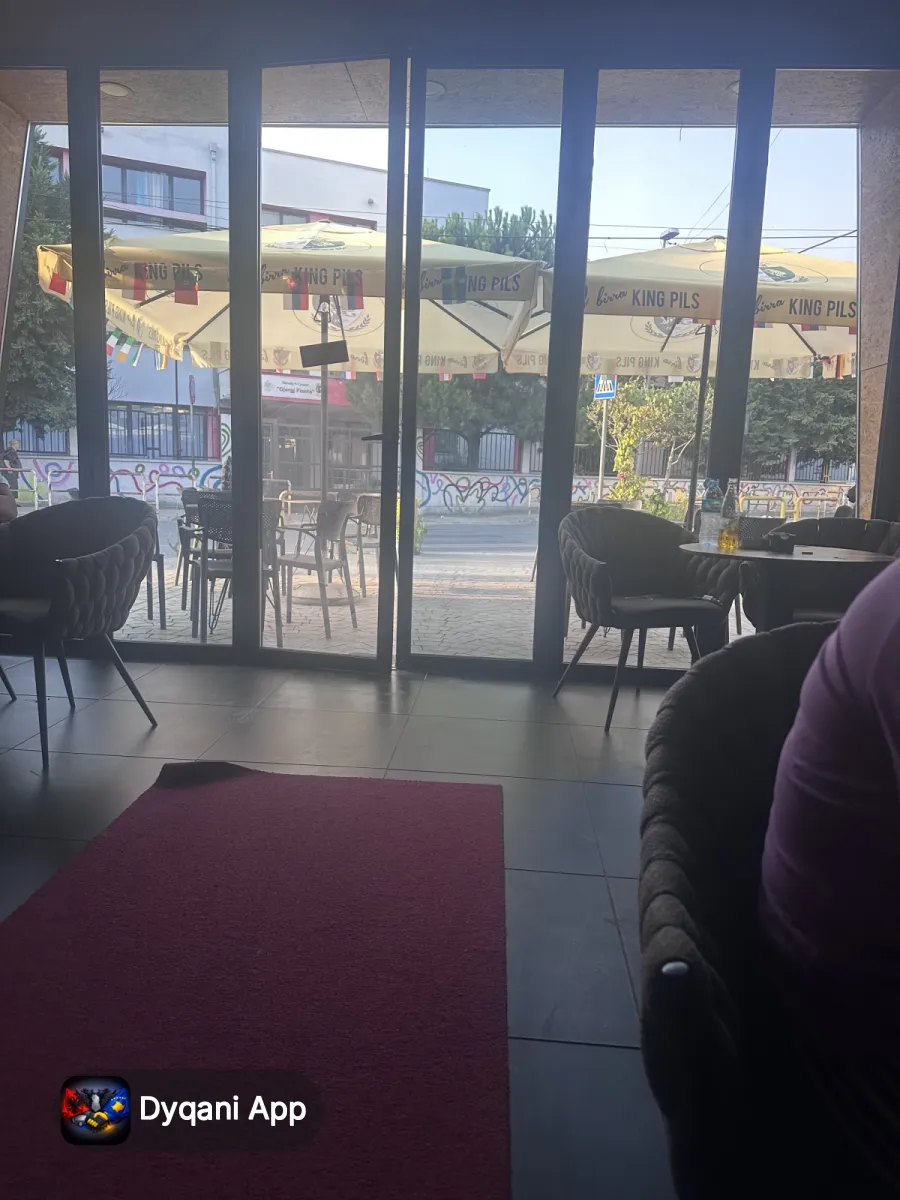 Bar-Restorant me Qira në Tiranë, – 60,000 Lek – I mirë — Tiranë - Foto 7