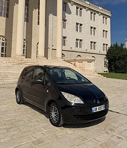 Mitsubishi Colt 1.3 benzinë-gaz – 340,000 Lek – Tirana — Tirana - Foto 4