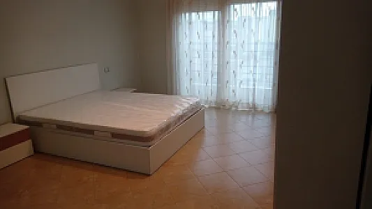 Don Bosko - 2+1+2 me qira 60,000 – 60,000 Lek – Tiranë — Tiranë - Foto 5
